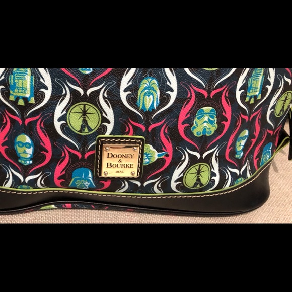 Disney Dooney & Bourke StarWars Purse - Picture 3 of 9